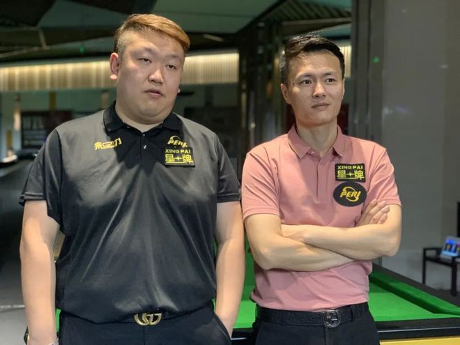 他不仅锁定 他不仅锁定