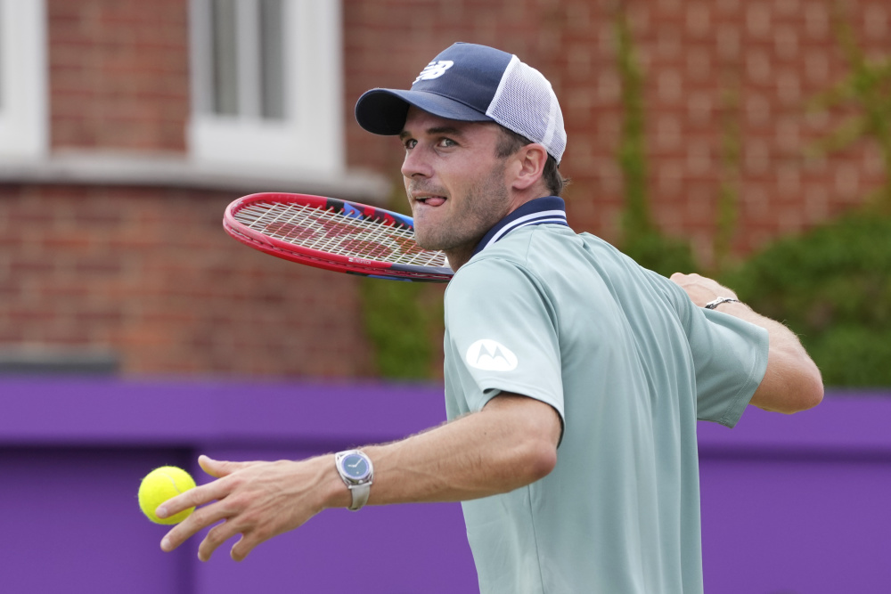 频频涌入大 频频涌入大